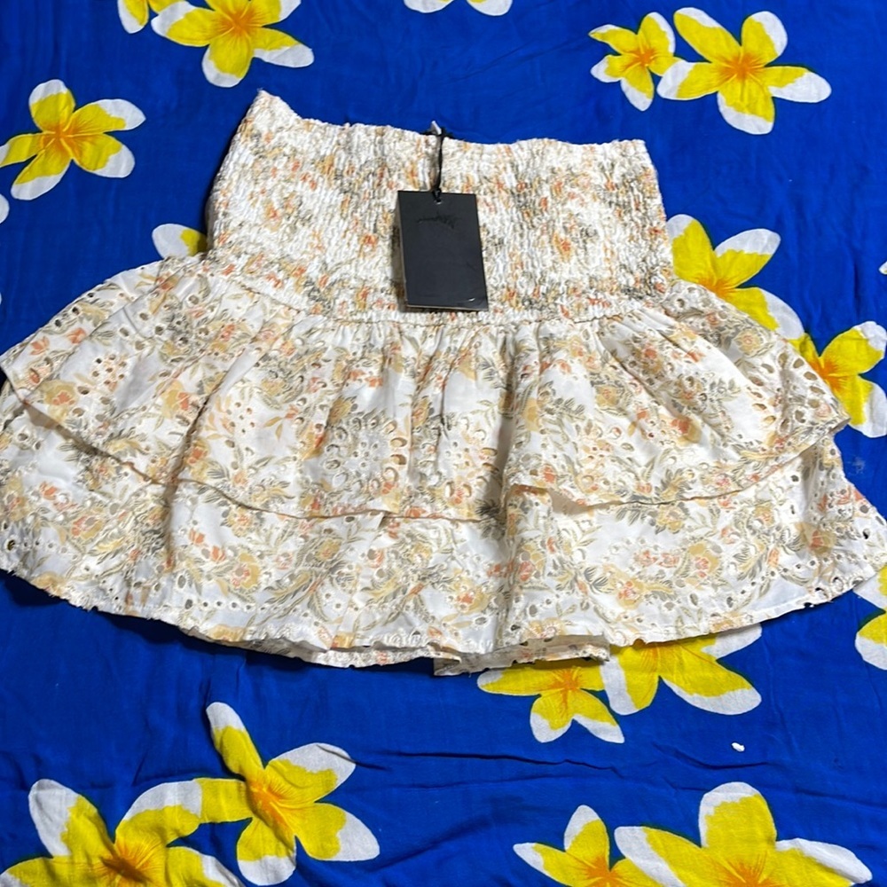 NWT gorgeous En Saison floral eyelet skirt M